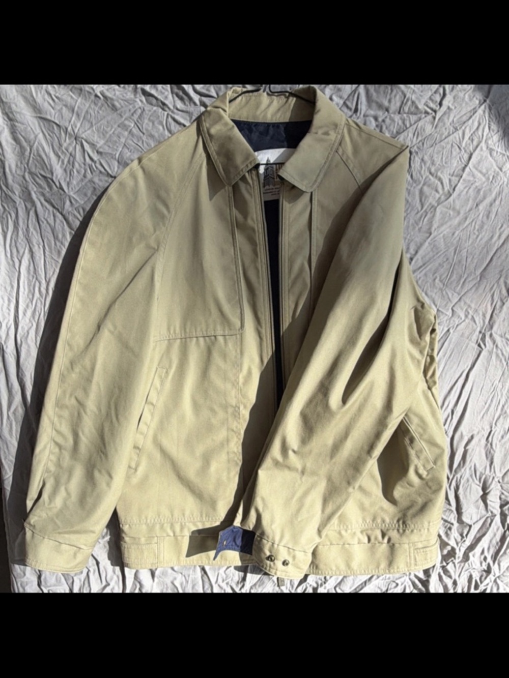Vintage Men’s  Lightweight Beige London Fog Jacket